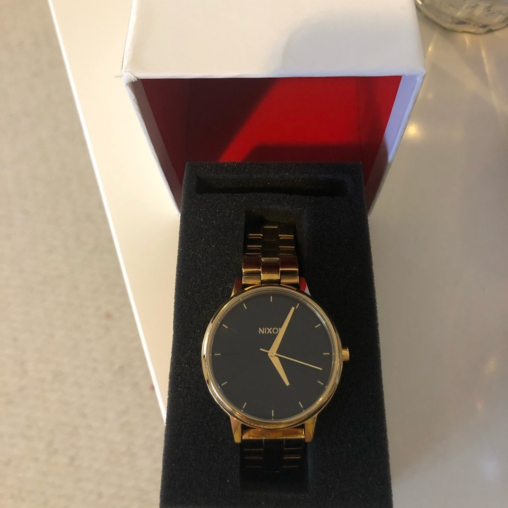 Nixon Watch